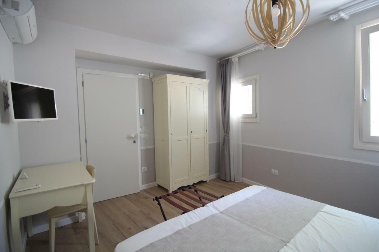 Spagnoi Rooms Castelnuovo del Garda Exterior foto